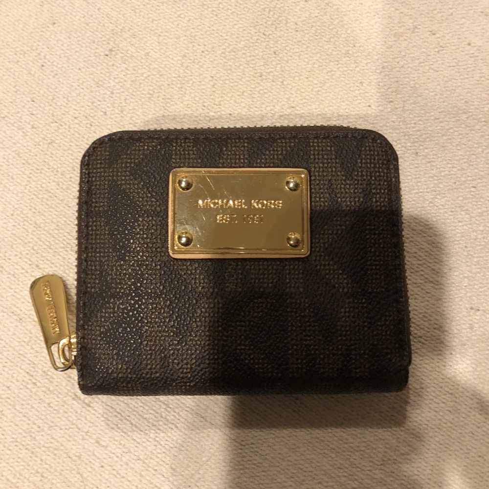 🛑SOLD Auth Michael Kors wallet